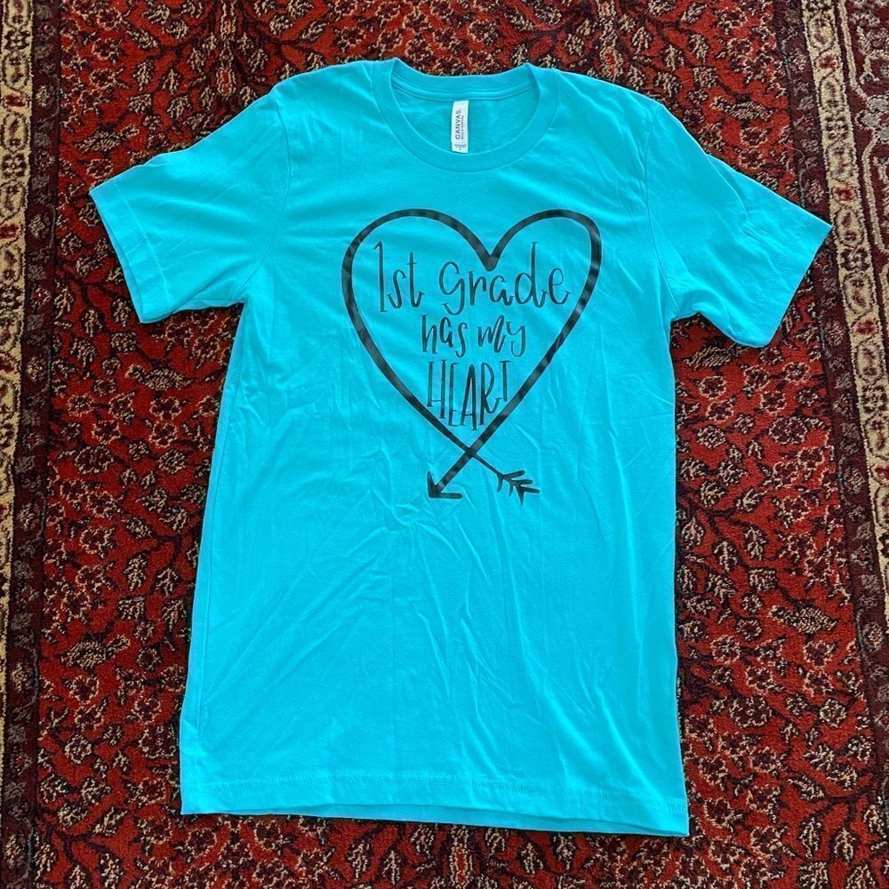 1st Grade Has My Heart T-shirt